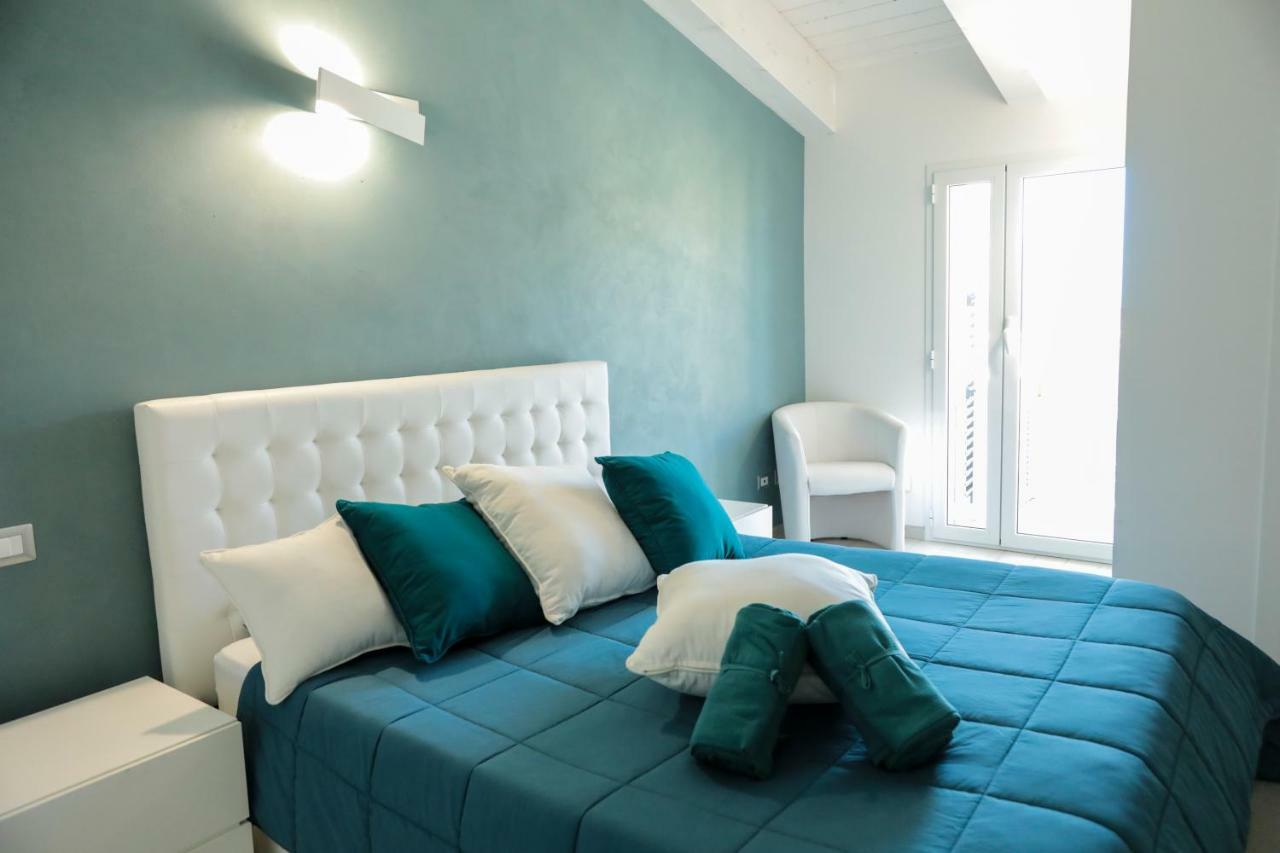 R & D Hotel Алгеро Екстериор снимка